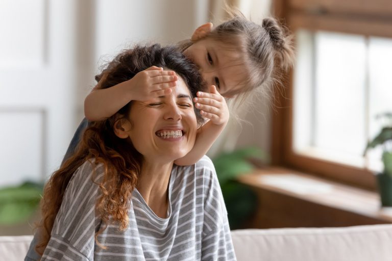 Games to play with children at home: 5 Educational Games