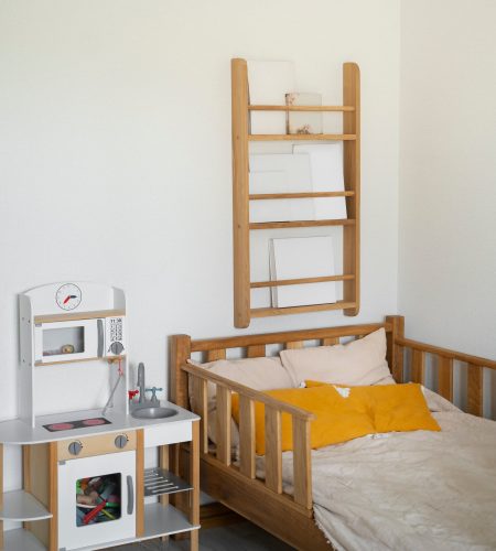 Montessori Ev Düzeni – Adım Adım Uygulama Rehberi (0–6 Yaş İçin Gerçekçi Model)