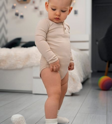 18–36 Ay Bebeklerde Sessiz Regresyon: Annelerin En Çok Kaçırdığı 7 Belirti ve Çözüm Yolları